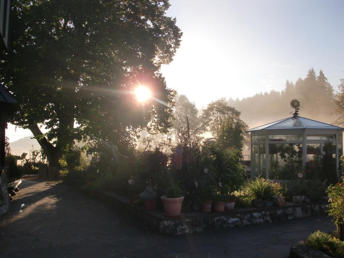 Der Baeren In Zell Otel Eisenberg  Dış mekan fotoğraf